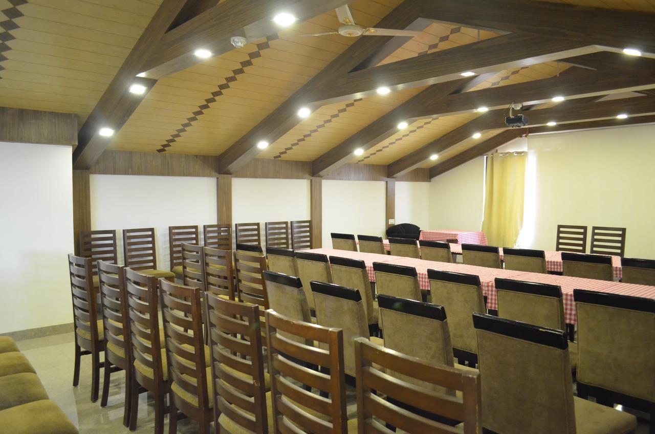 Hotel The Valley View Kashmir Srīnagar Exterior foto